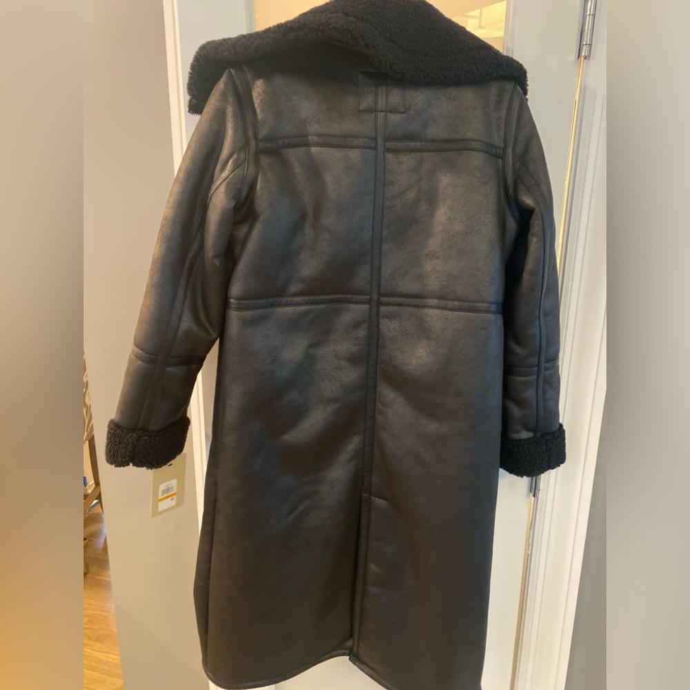 Levi’s Women’s Faux Shearling black funnel Coat 3/4 length NEW WITH TAGS - Picture 5 of 7